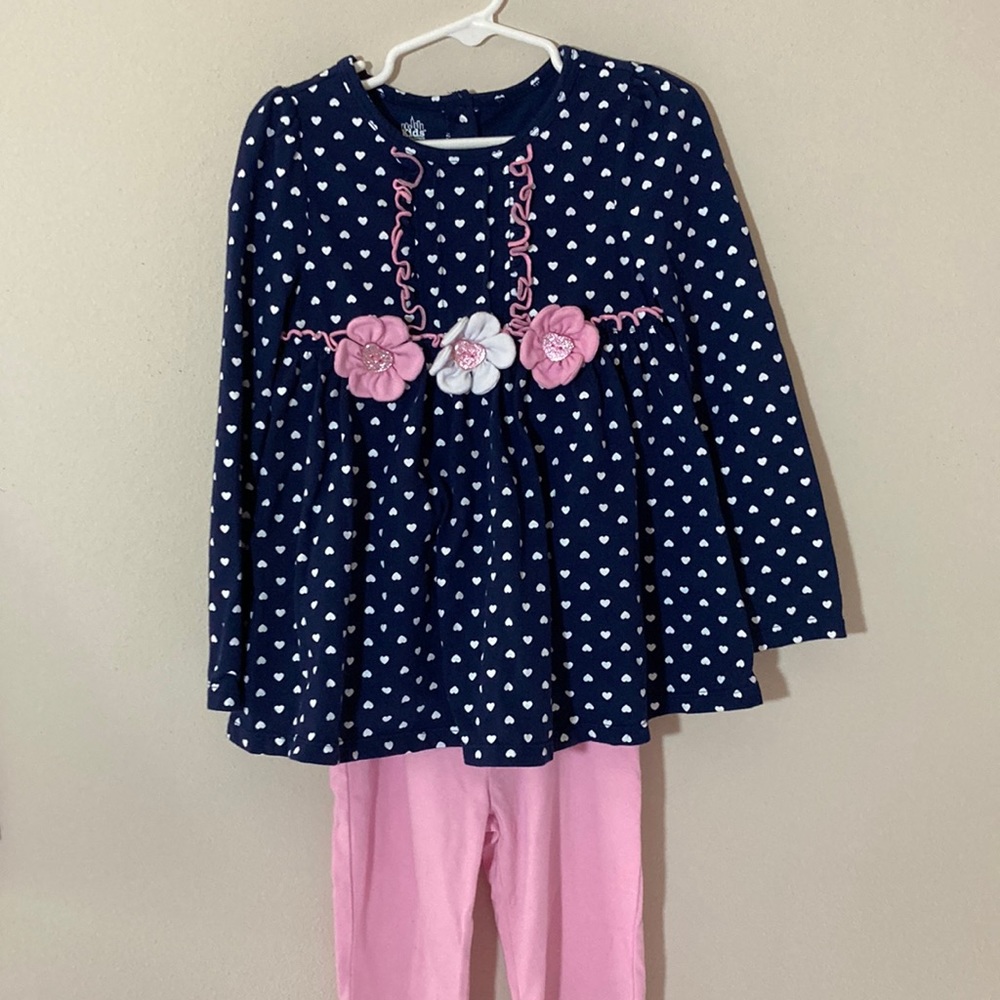 3 for $20 - Girl’s Matching Set Size 5